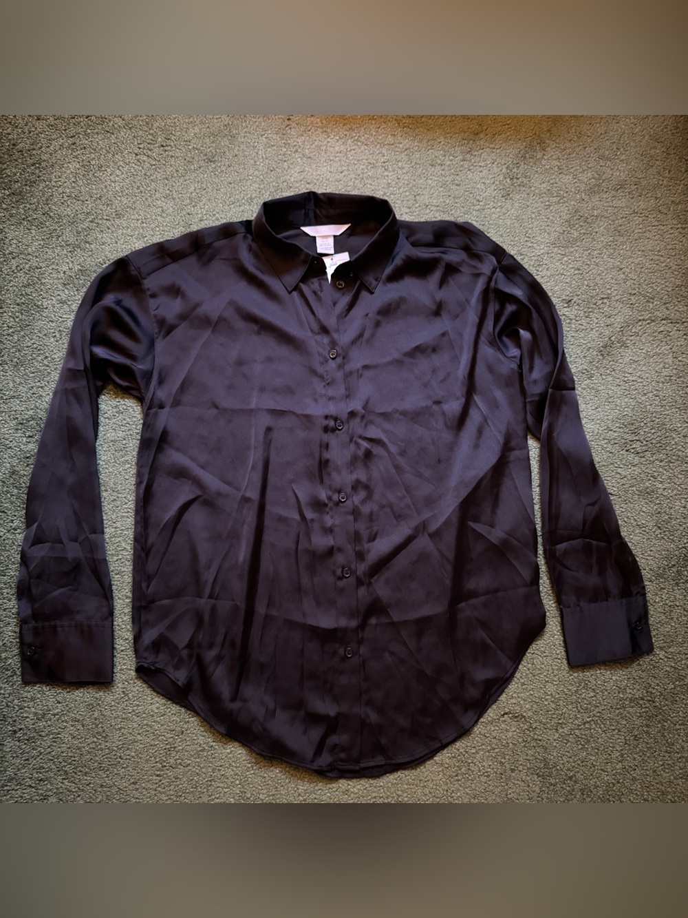 NWT H&M Black Satin Long Sleeve Button Up Blouse - Size XS